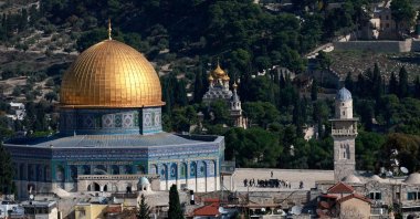 People walk near The Dome of the Rock in the Al-Aqsa compound in Jerusalem&#039;s Old City, Palestine, Dec. 4, 2023. (Reuters Photo)