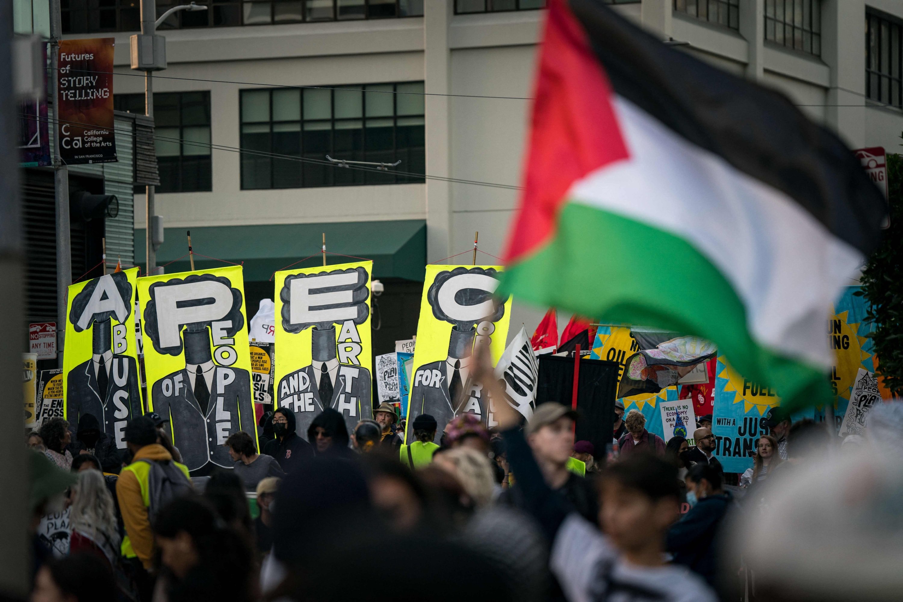 Protesters of the ongoing Asia-Pacific Economic Cooperation (APEC) global trade summit march toward the Moscone Center, in San Francisco, California, U.S., Nov. 12, 2023. (AFP Photo)