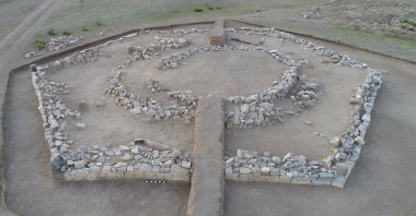 Kazakh archaeologists have unearthed a kurgan, a hexagonal-shaped burial mound, constructed 3,800 years ago in East Kazakhstan. (Photo courtesy of TRT)