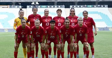 Team photo of the Turkish players before the World Cup qualifying match against Germany, Bursa, Türkiye, Sept. 3, 2023. (Getty Images Photo)