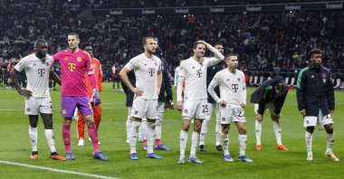 Munich players look to fans after losing the German Bundesliga match against Eintracht Frankfurt, Frankfurt, Germany, Dec. 9, 2023.  (EPA Photo)