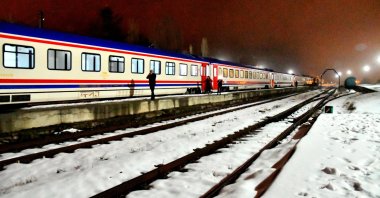 The Eastern Express completes its first 2023-2024 season voyage at a station in Kars, eastern Türkiye, Dec. 12, 2023. (AA Photo)