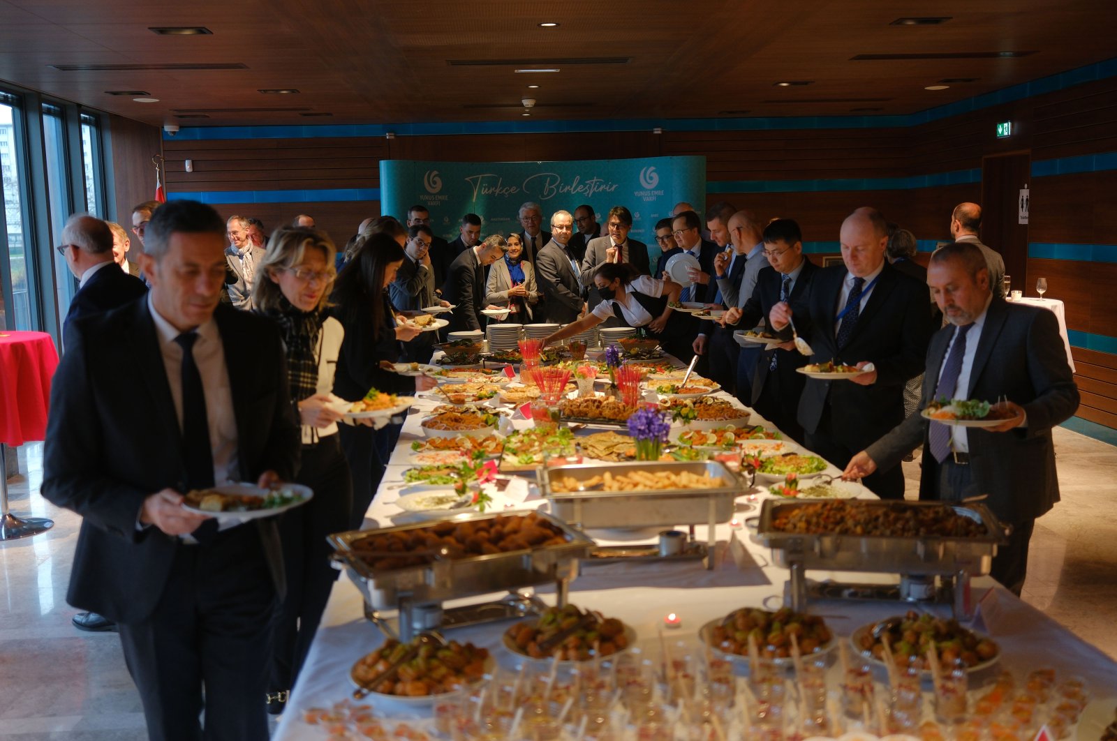 Guests are seen during the Yunus Emre Institute’s Turkish Gastronomy program in Strasbourg, France, Dec.12, 2023 (Courtesy of the YEE)