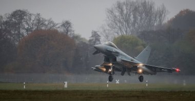 A Eurofighter jet of the Tactical Air Force Wing 71 &quot;Richthofen&quot; of the German Armed Forces Bundeswehr approaches during the &quot;Hannover Shield&quot; exercise 2023 at the airport in Hannover, northern Germany, Nov. 27, 2023. (AFP Photo)
