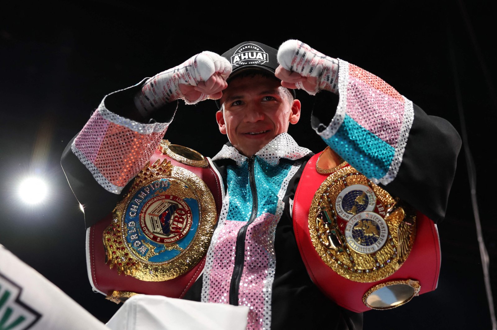 US&#039; Jesse Rodriguez celebrates a win over U.K.&#039;s Sunny Edwards, Glendale, Arizona, U.S., Dec. 16, 2023. (AFP Photo)