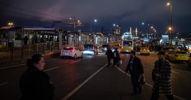 People seen walking along a busy street in Istanbul's touristic Karaköy, Türkiye, Dec. 15, 2023. (Reuters Photo)