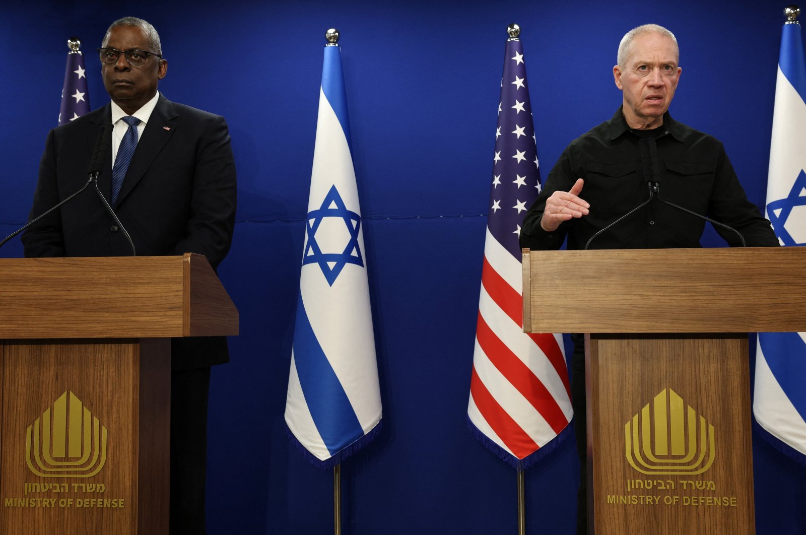 U.S. Secretary of Defense Lloyd Austin and Israeli Defense Minister Yoav Gallant hold a joint news conference at Israel&#039;s Ministry of Defense in Tel Aviv, Israel Dec. 18, 2023. (Reuters Photo)