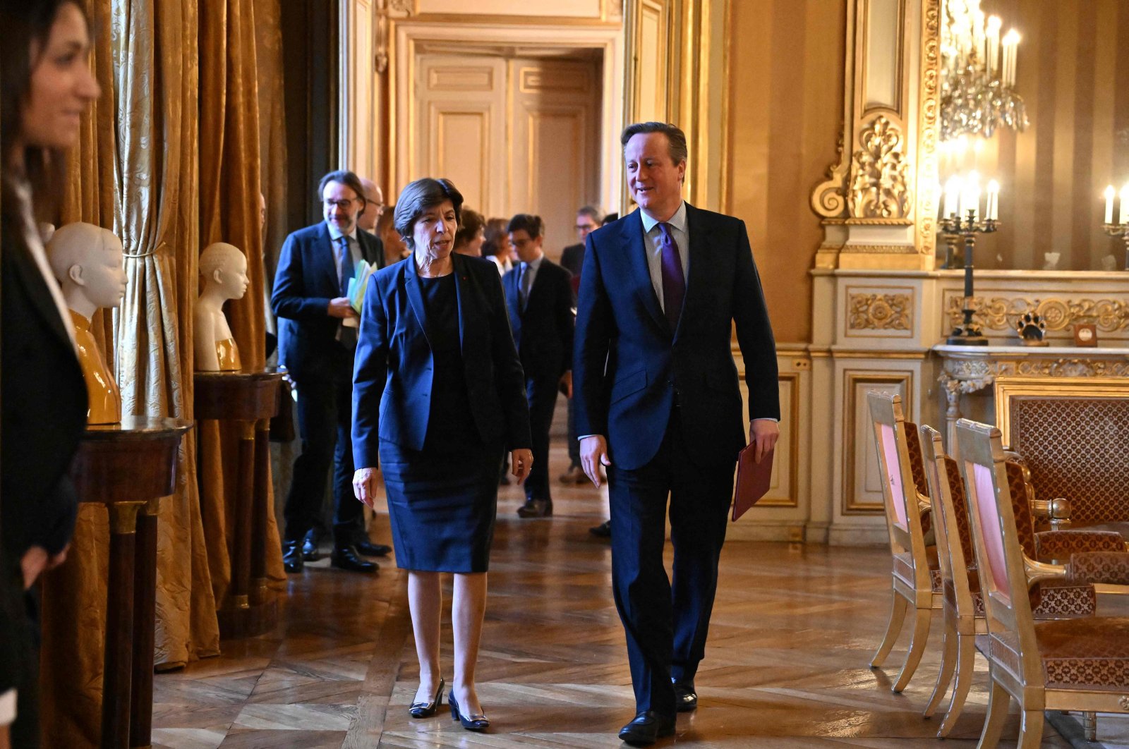 French Foreign and European Affairs Minister Catherine Colonna (L) and British Foreign Secretary David Cameron in Paris, France, Dec. 19, 2023. (AFP Photo)