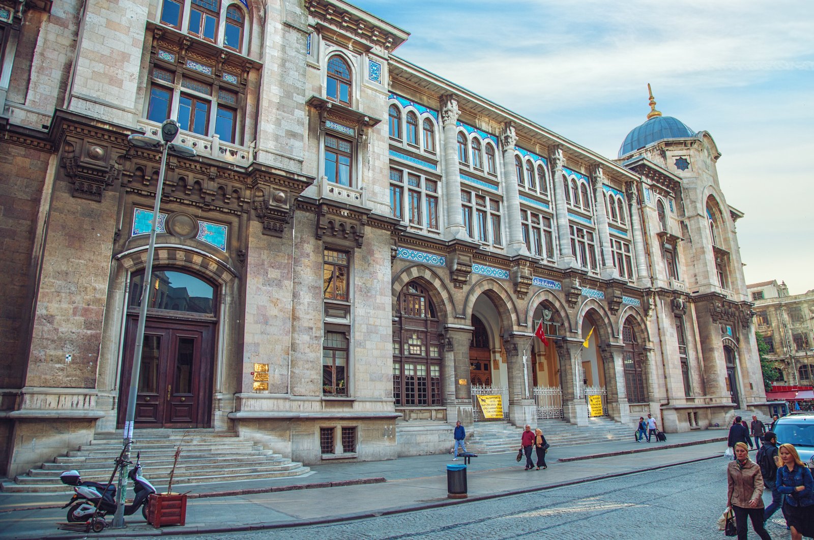 A view of a historical building of Türkiye&#039;s postal service, PTT, in Sirkeci, Istanbul, Türkiye, May 2, 2017. (Shutterstock Photo)