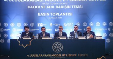 Deputy National Education Minister Nazif Yılmaz (C) attends the press conference of the summit in cooperation with the Islamic Cooperation Youth Forum (ICYF), Şişli, Istanbul, Türkiye, Dec. 27, 2023. (AA Photo)