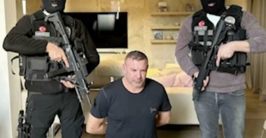 German organized crime ringleader Eric Schroeder being arrested in Istanbul, Türkiye, Dec. 27, 2023. (AA Photo)