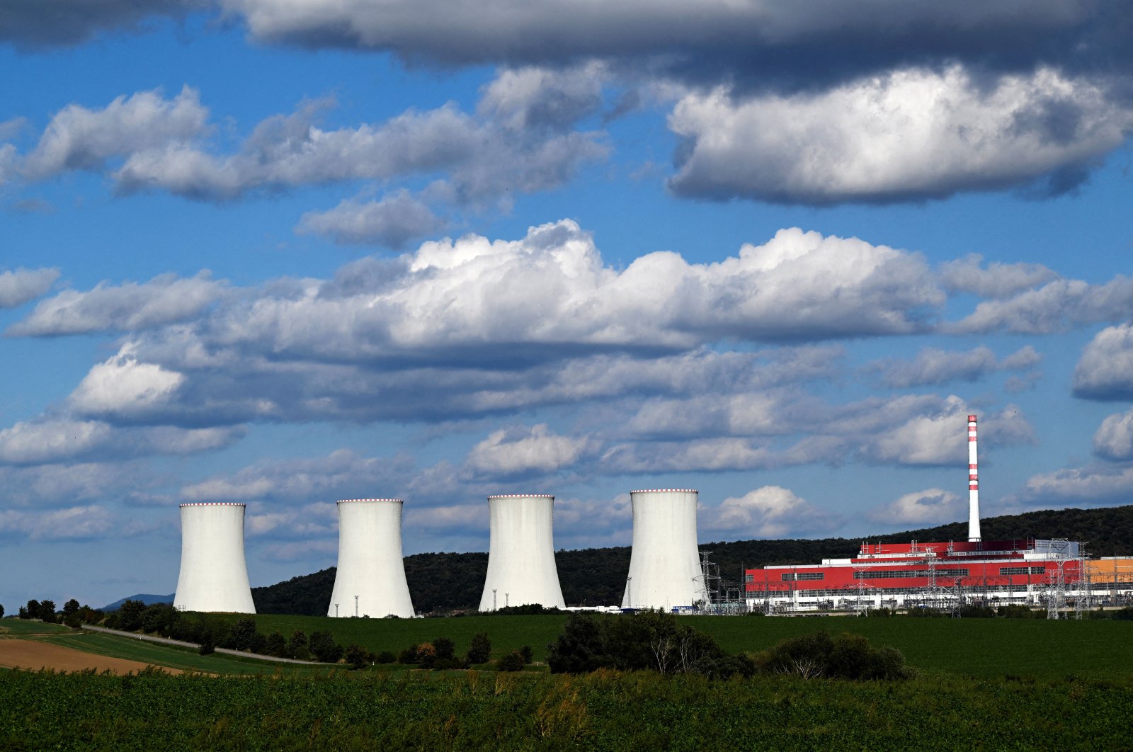 A view shows cooling towers for a new third unit at the Mochovce Nuclear Power Plant, in Mochovce, Slovakia, Sept. 12, 2022. (Reuters Photo)