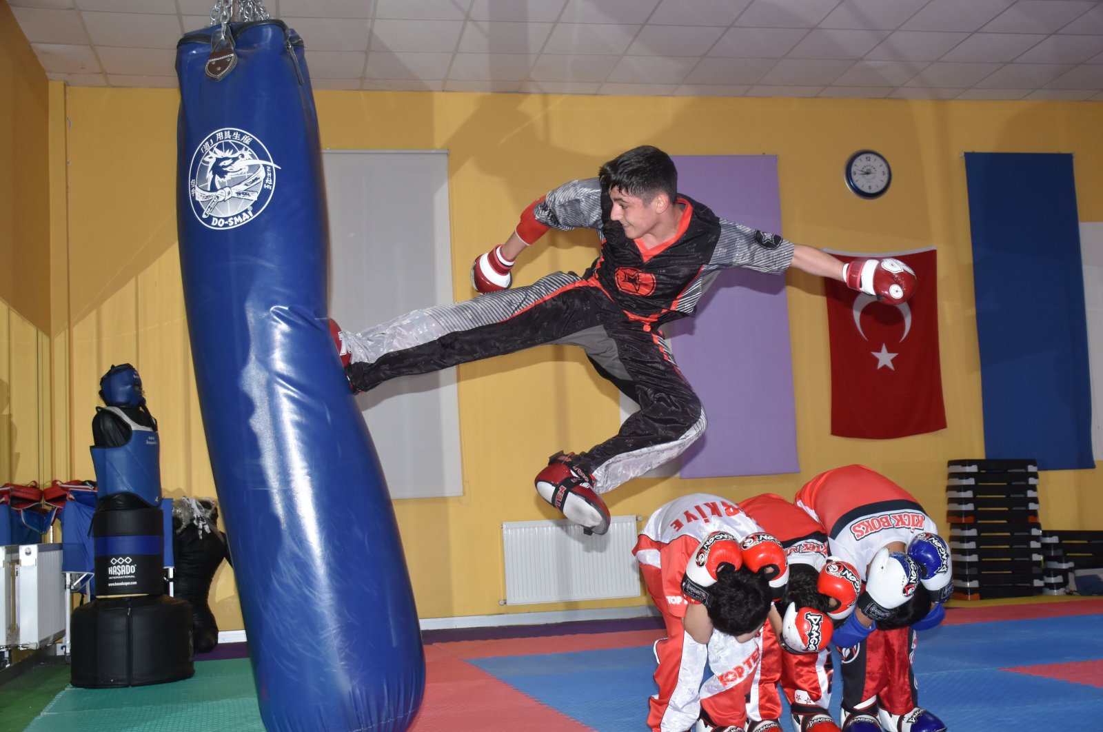 Turkish kickboxing champion Ali Pusat Doğan training, Malatya, Türkiye, Nov. 11, 2023. (AA Photo)