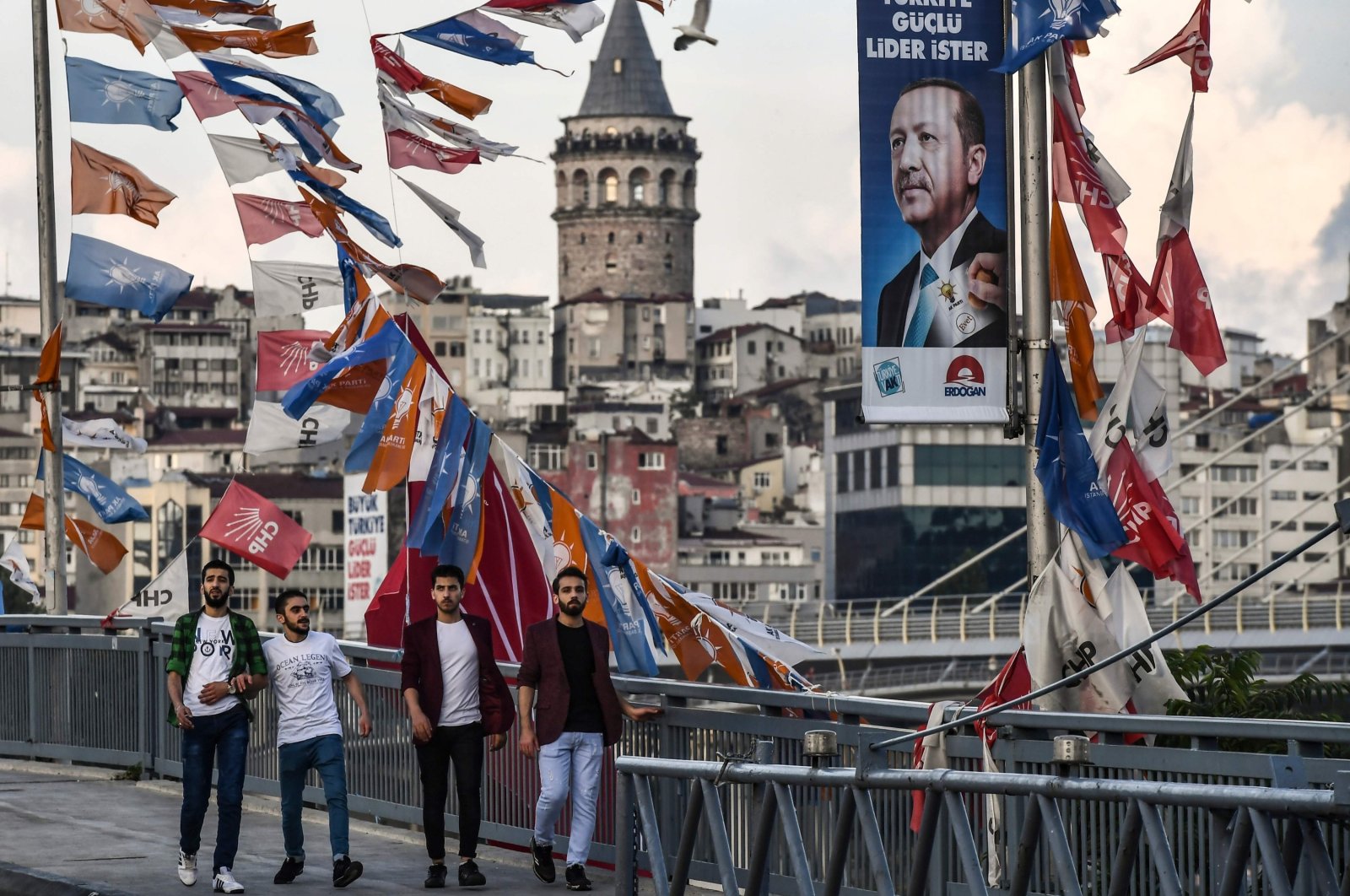 Türkiye'de belediye seçimleri için geri sayım başladı