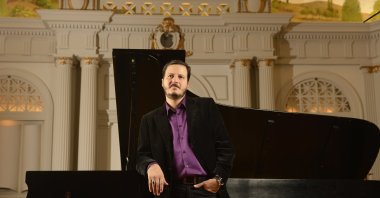 Experiencing his second Grammy nomination, Mehmet Ali Sanlıkol was nominated in the Best Engineered Album, Classical category for his album "A Gentleman of Istanbul," a collaboration with A Far Cry string orchestra founded by numerous alumni from the New England Conservatory. (Photo by Eric Antoniou)