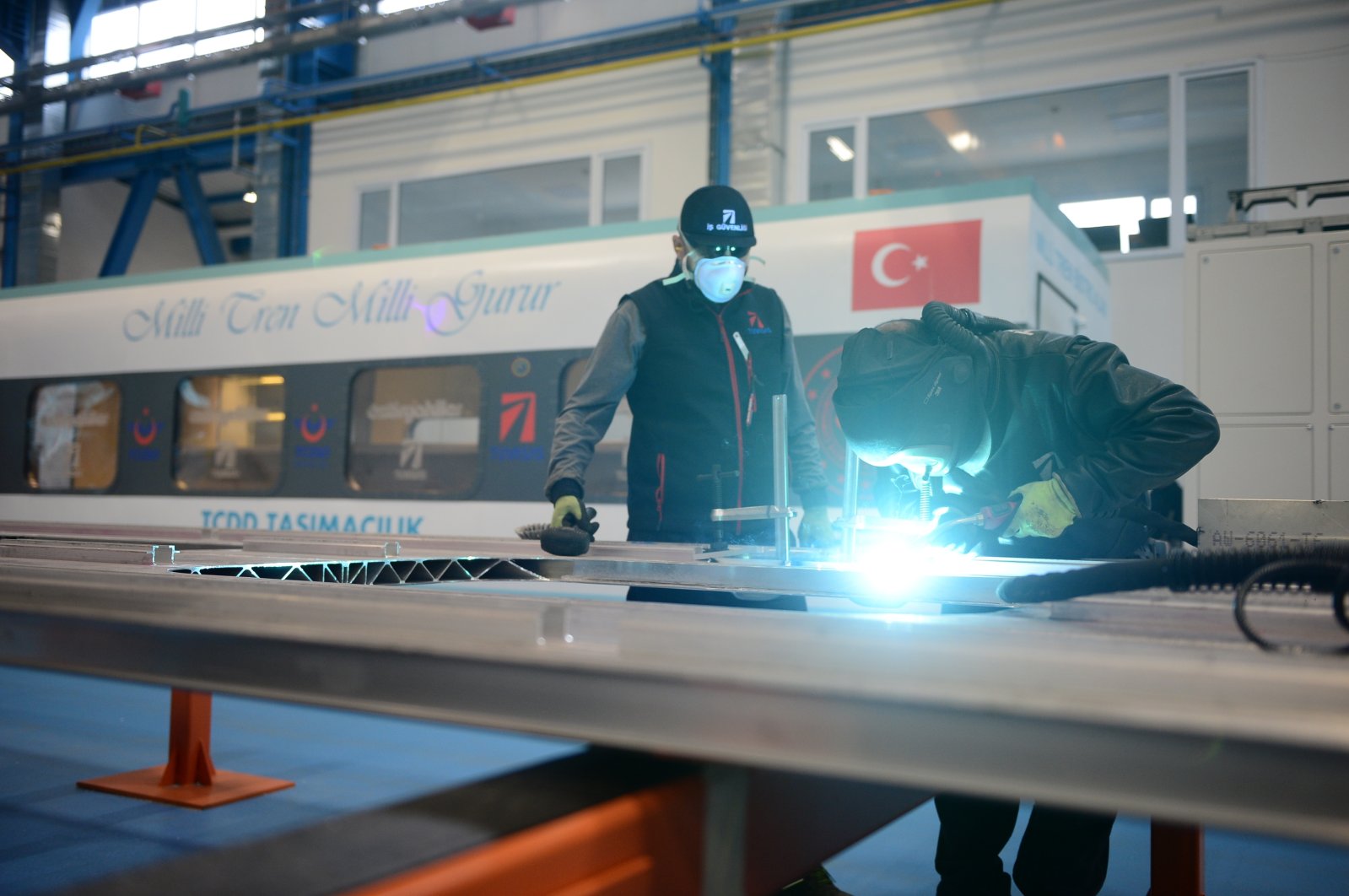 Workers are seen at the Turkish Wagon Industry Inc. (TÜVASAŞ) factory in Sakarya, northwestern Türkiye, Feb. 21, 2020. (AA Photo)