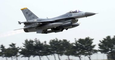  U.S. Air Force&#039;s F-16 fighter takes off during an annual joint air exercise &quot;Max Thunder&quot; between South Korea and the U.S. at Kunsan Air Base in Gunsan, South Korea on April 20, 2017. (AP File Photo)