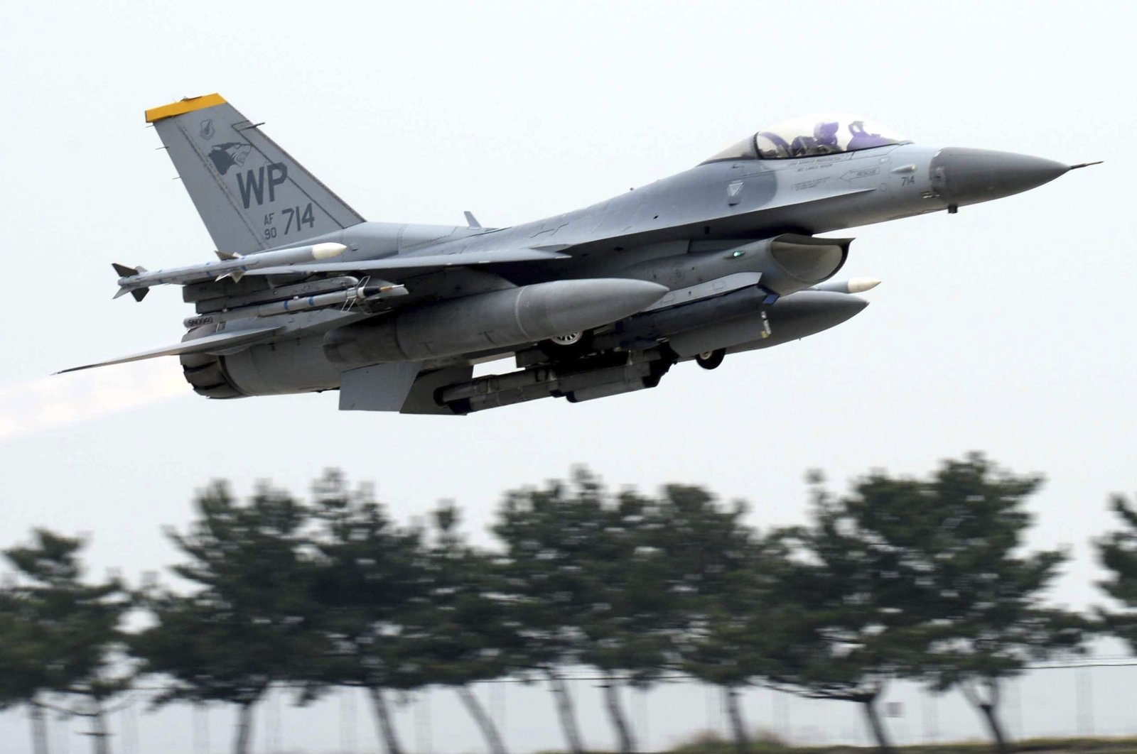 ABD Dışişleri Bakanlığı, ABD'nin Türkiye'ye F-16 satışı üzerinde çalıştığını açıkladı