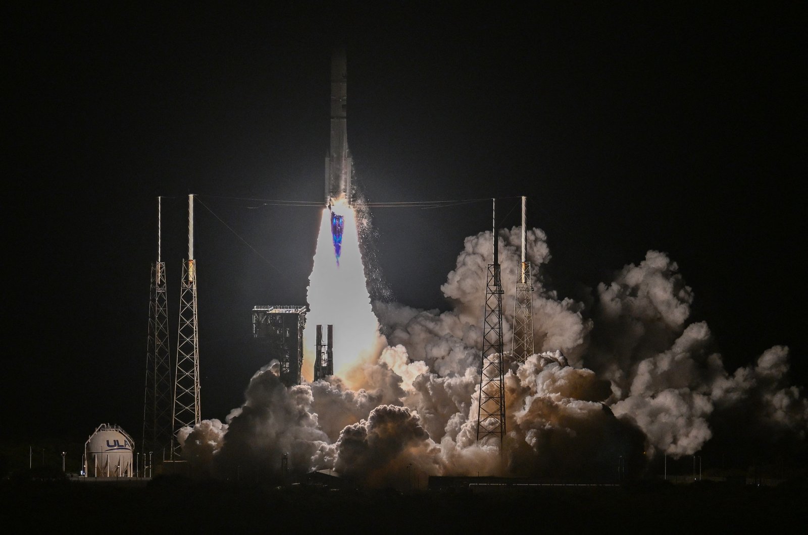 United Launch Alliance&#039;s (ULA) brand new rocket Vulcan Centaur lifts off from Space Launch Complex 41d at Cape Canaveral Space Force Station in Cape Canaveral, Florida, Jan. 8, 2024, (AFP Photo)