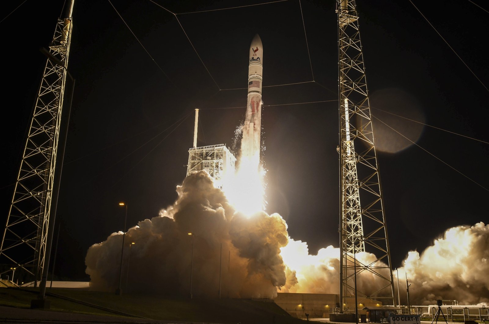 A United Launch Alliance Vulcan rocket carrying Astrobotic’s lunar lander lifts off from Cape Canaveral Space Force Station for its inaugural launch, Florida, U.S., Jan. 8, 2024. (Craig Bailey/Florida Today via AP)