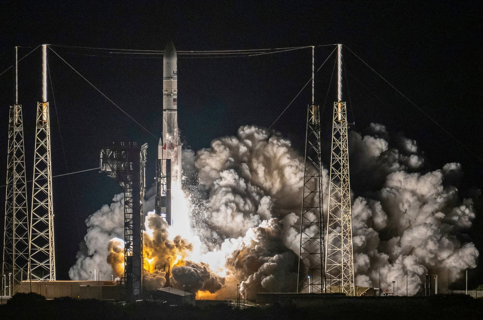 The brand new rocket, United Launch Alliance&#039;s (ULA) Vulcan Centaur, lifts off from Space Launch Complex 41d at Cape Canaveral Space Force Station in Cape Canaveral, Florida, on Jan. 8, 2024, for its maiden voyage, carrying Astrobotic&#039;s Peregrine Lunar Lander. (AFP Photo)