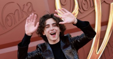 U.S.-French actor Timothee Chalamet arrives for the U.S. premiere of &quot;Wonka&quot; at the Regency Village theater in Westwood, California, U.S., Dec. 10, 2023. (AFP Photo)