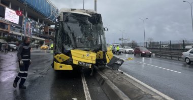 An official inspects a bus after an accident in Esenyurt, Istanbul, Türkiye, Jan. 7, 2024. (IHA Photo)