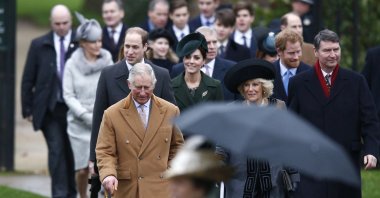 Britain&#039;s Prince Charles and his wife Camilla arrive ahead of Prince William and Kate, and other members of the royal family, to attend the Christmas Day service at church in Sandringham, eastern England, Dec. 25, 2015. (Reuters File Photo)