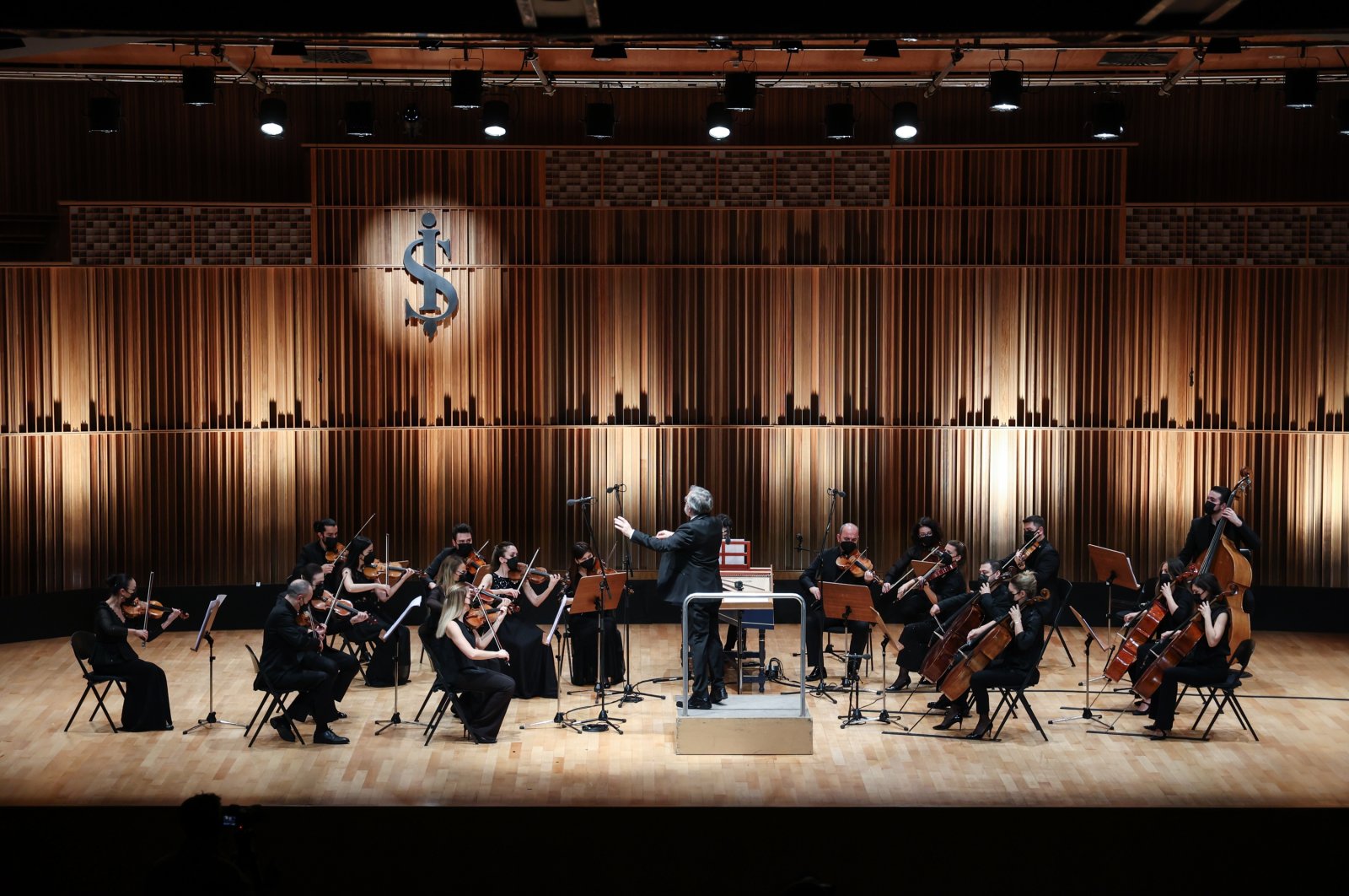 &quot;Turkish Tango in its 100th Year&quot; concert is organized in collaboration with Iş Sanat and the National Reassurance (Milli Re) Chamber Orchestra, Istanbul, Türkiye. (Photo courtesy of Iş Sanat)