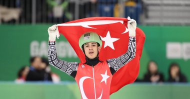Türkiye's Muhammed Bozdağ celebrates after the men's 1,000-meter Final A during Day 2 of the Winter Youth Olympic Games at Gangneung Ice Arena, Gangneung, South Korea, Jan. 21, 2024. (Getty Images Photo)