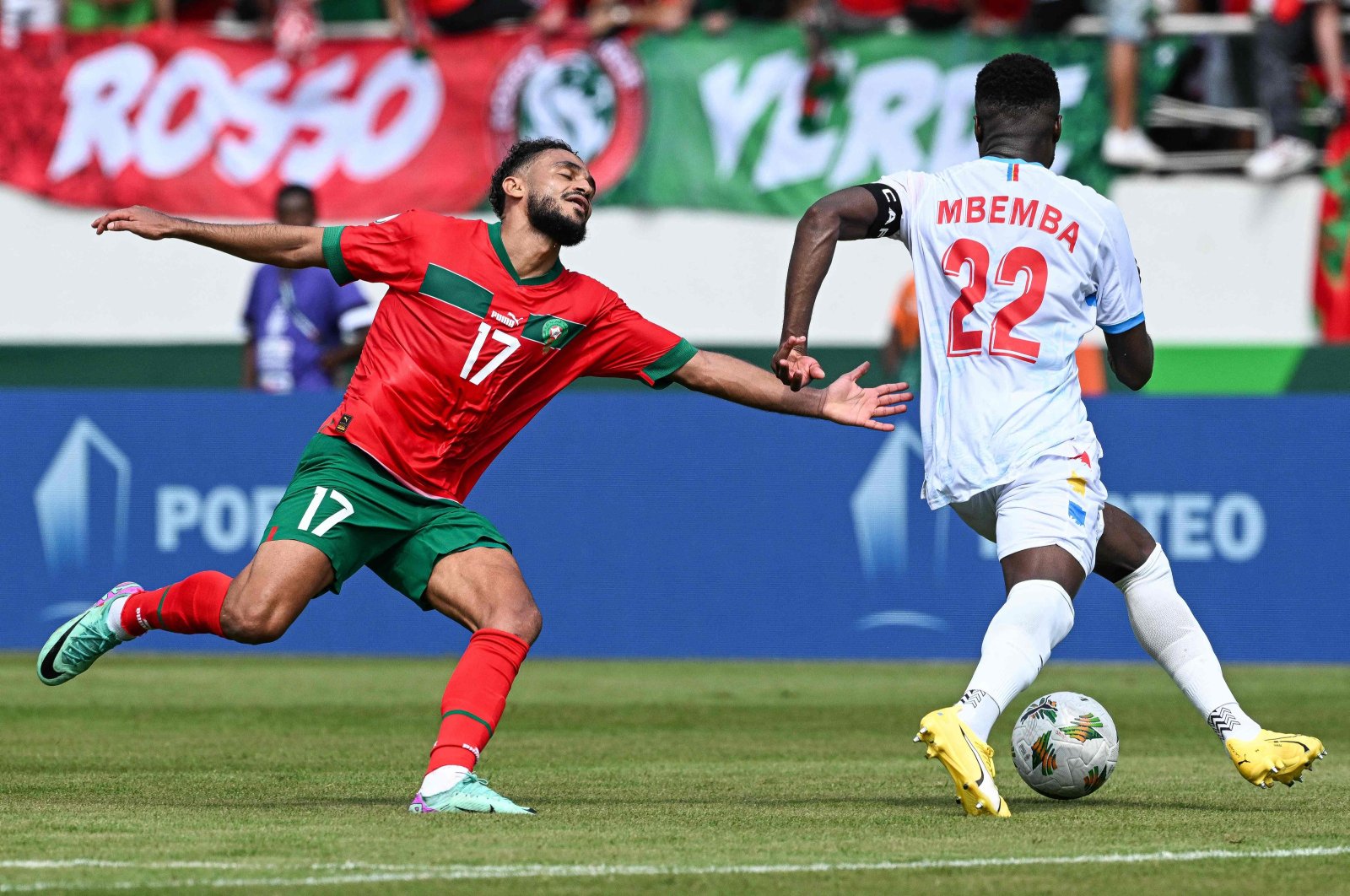 Morocco&#039;s Sofiane Boufal (L) fights for the ball with DR Congo&#039;s Chancel Mbemba during the AFCON 2023 group F football match at Stade Laurent Pokou, San Pedro, Ivory Coast, Jan. 21, 2024. (AFP Photo)