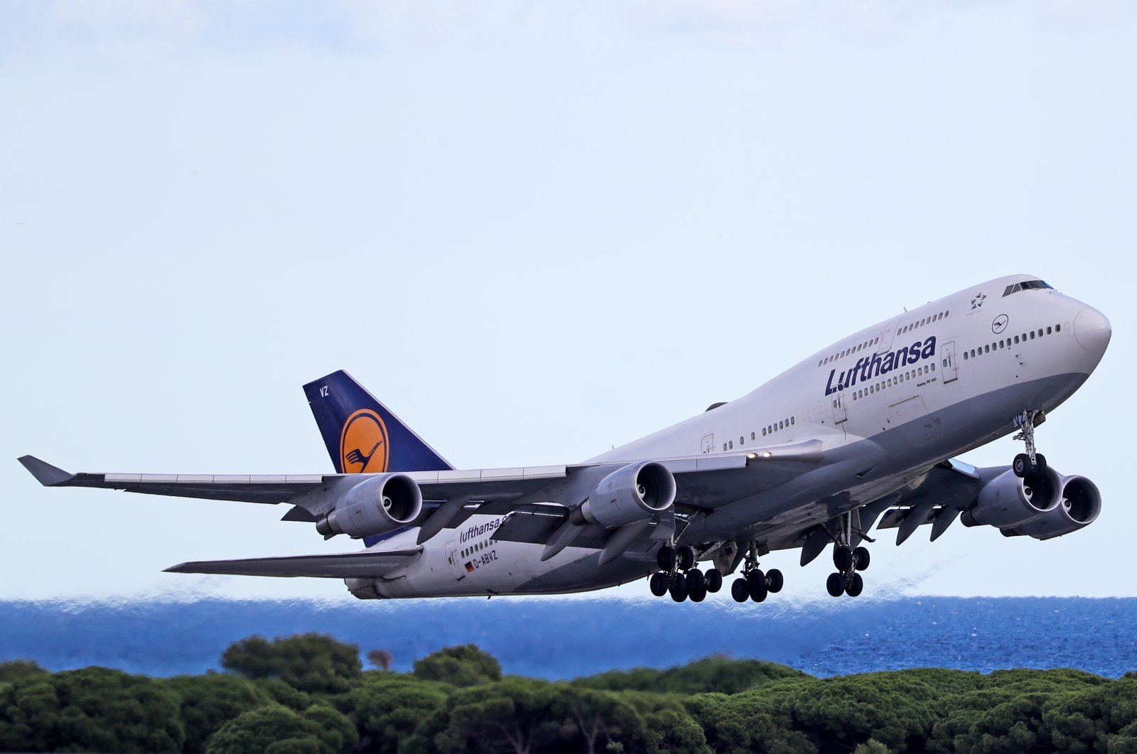 Lufthansa aircraft taking off from Barcelona airport, in Barcelona, Sept. 30, 2022. (Reuters File Photo)