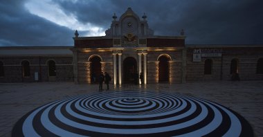 The exhibition &quot;Dynamic Eye: Beyond Op and Kinetic Art,&quot; hosting the collection of Tate, one of the world&#039;s most visited museums, is on display at ArtIstanbul Feshane until May 19, Istanbul, Türkiye, Jan. 31, 2024. (AA Photo) 