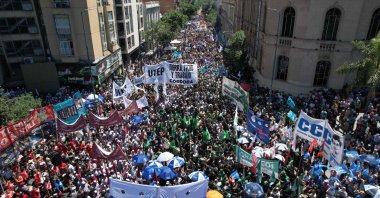 An aerial view of people taking part in a demonstration during a national strike against the government of President Javier Milei in Cordoba, Argentina, Jan. 24, 2024. (AFP Photo)