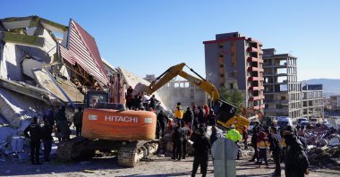 The removal of rubble from buildings heavily damaged by the Feb. 6 quakes continues in Kahramanmaraş, southern Türkiye, Jan. 25, 2024. (AA Photo)