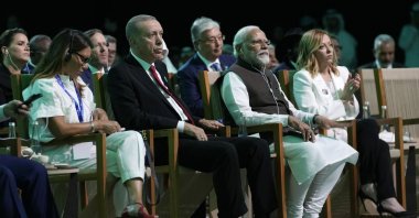 President Recep Tayyip Erdoğan (C-L) and India Prime Minister Narendra Modi (C-R) attend an opening ceremony at the COP28 U.N. Climate Summit, Dec. 1, 2023, in Dubai, United Arab Emirates. (AP Photo)