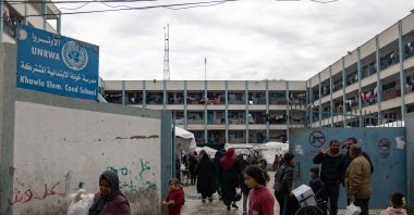 Internally displaced Palestinians outside the United Nations Relief and Works Agency for Palestine Refugees in the Near East (UNRWA) school in Rafah, southern Gaza Strip, Palestine, Jan. 28, 2024. (EPA Photo)