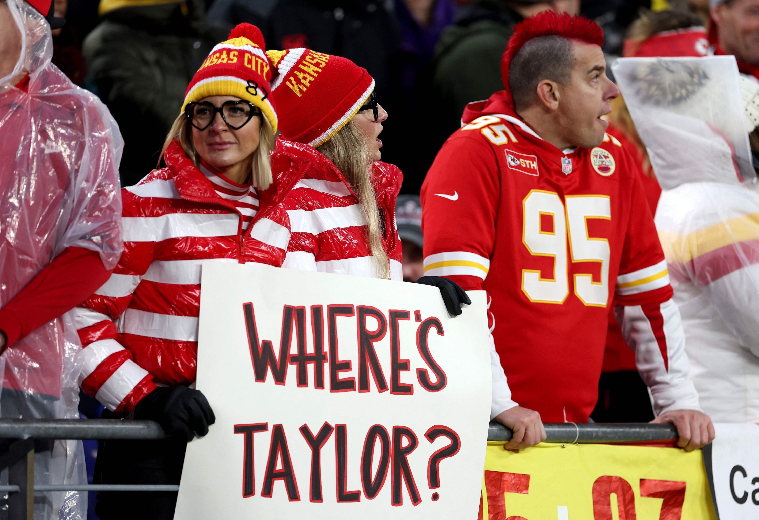 A fan displays a sign for Taylor Swift during the third quarter in the AFC Championship Game at M&T Bank Stadium, Baltimore, U.S., Jan. 28, 2024. (AFP Photo)