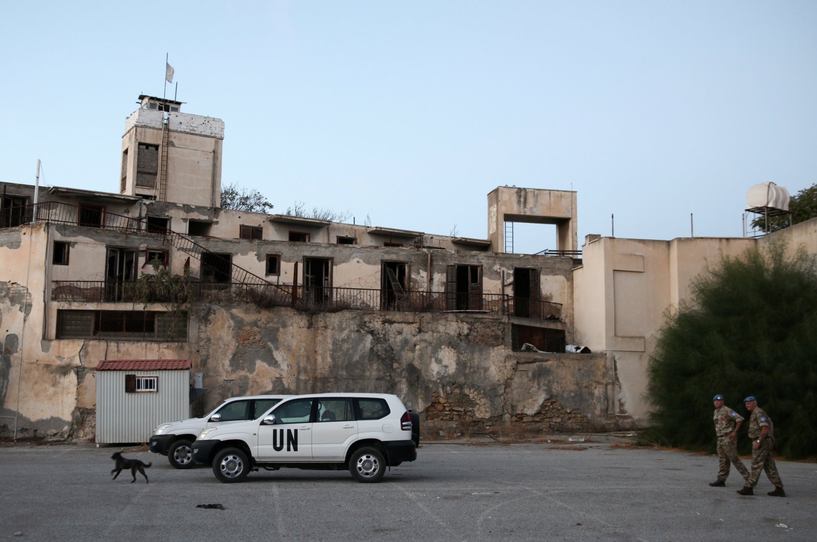 U.N. soldiers patrol inside the U.N.-controlled buffer zone in Lefkoşa (Nicosia), Cyprus Nov. 7, 2016. (Reuters File Photo)