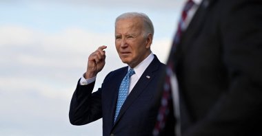 U.S. President Joe Biden steps off Air Force One in Miami, Florida, Jan. 30, 2024. (AFP Photo)