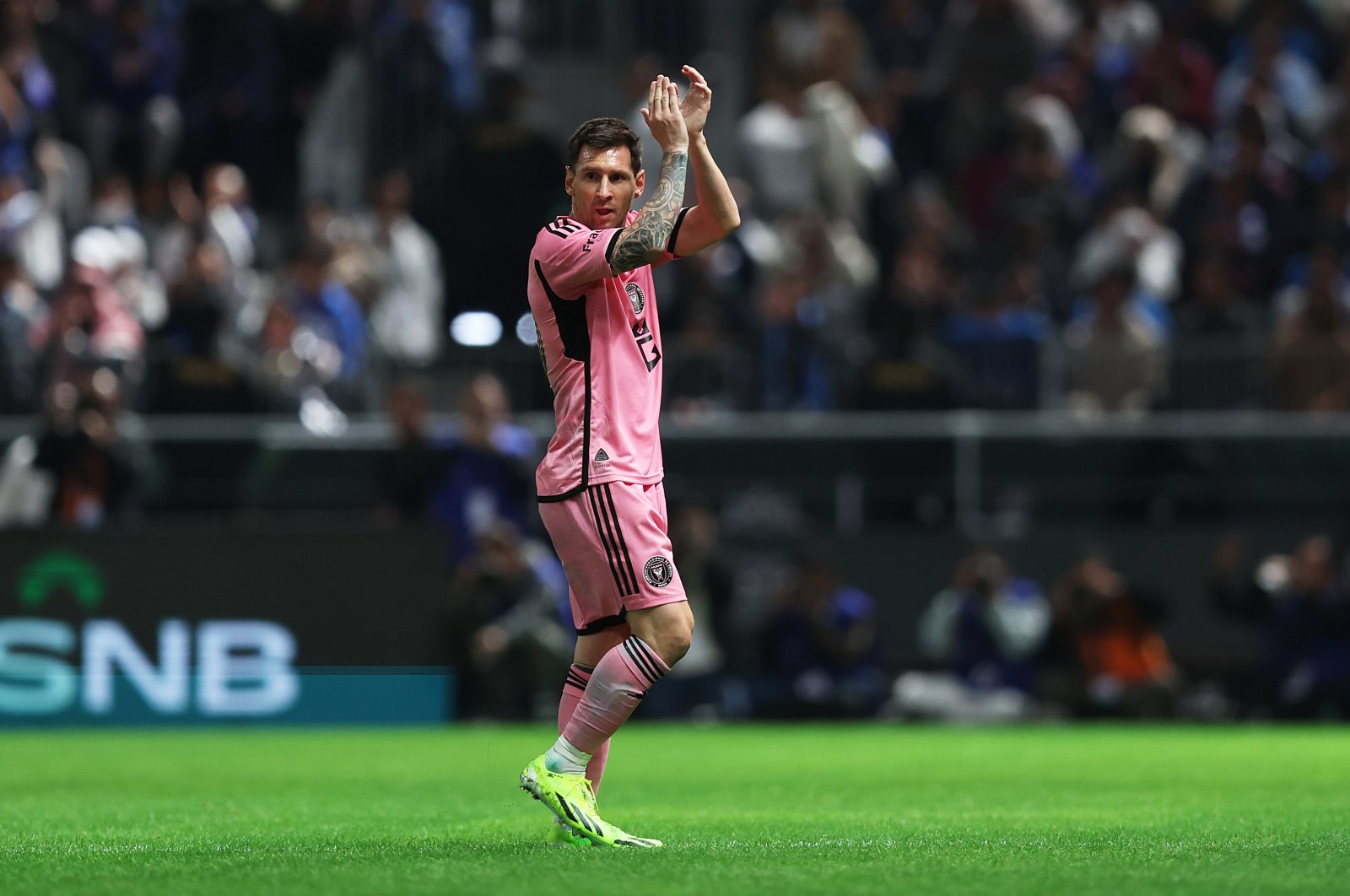 Inter Miami&#039;s Lionel Messi applauds the fans as he is substituted off during the Riyadh Season Cup match against Al-Hilal at Kingdom Arena, Riyadh, Saudi Arabia, Jan. 29, 2024. (Getty Images Photo)