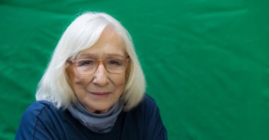 Alev Alatlı left an indelible mark on the literary world with novels such as "Format your Fate Formidably, Inc." and "Schrödinger's Cat." (Sabah Archive Photo)