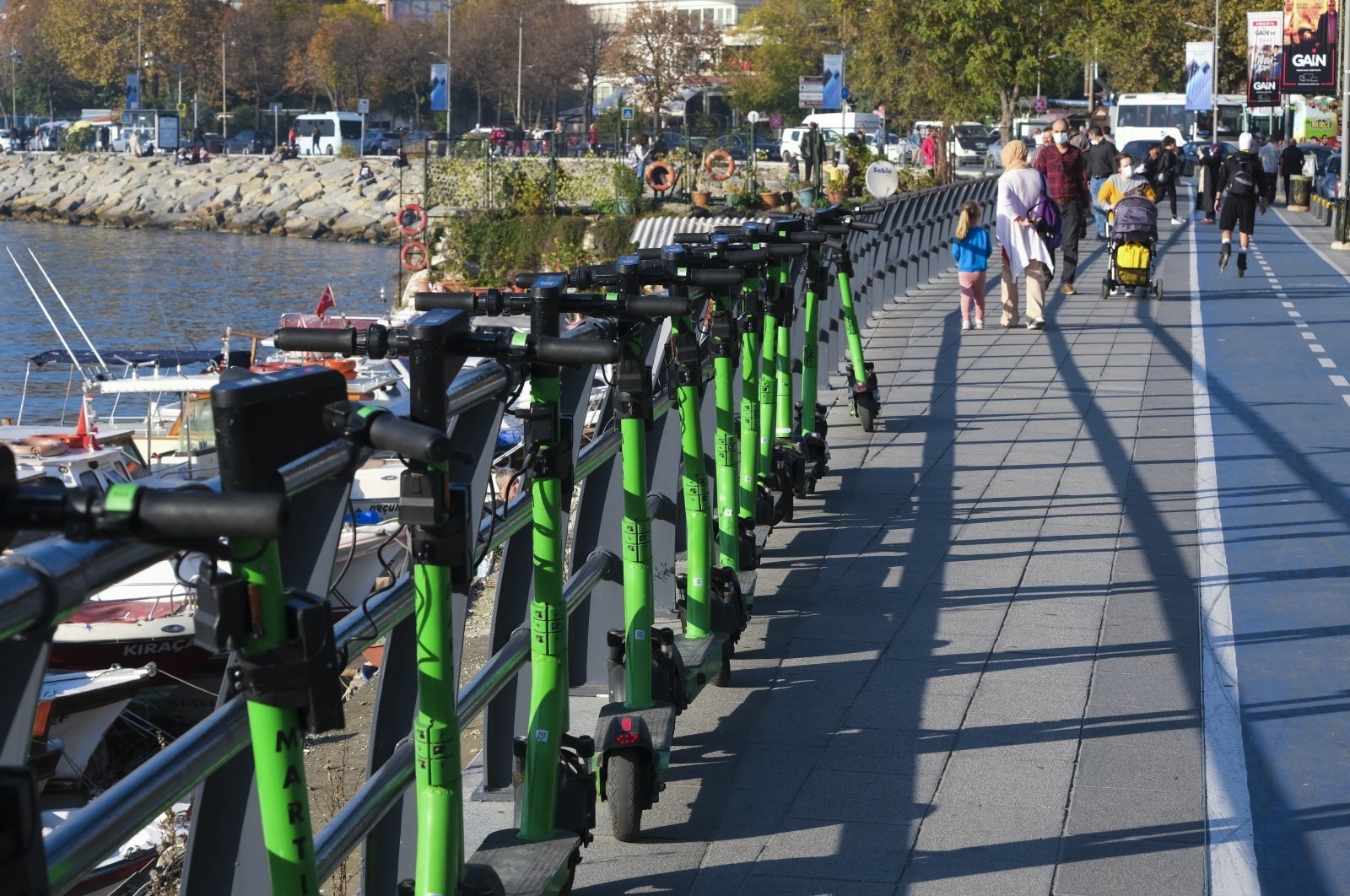The mobility app Martı's electric scooters are seen in the Salacak neighborhood of Üsküdar district, Istanbul, Türkiye, Nov. 15, 2021. (Shutterstock Photo)