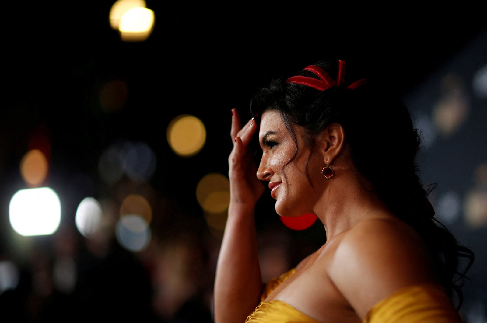 Cast member Gina Carano poses at the premiere of the television series &quot;The Mandalorian&quot; in Los Angeles, California, U.S., Nov. 13, 2019. (Reuters Photo)