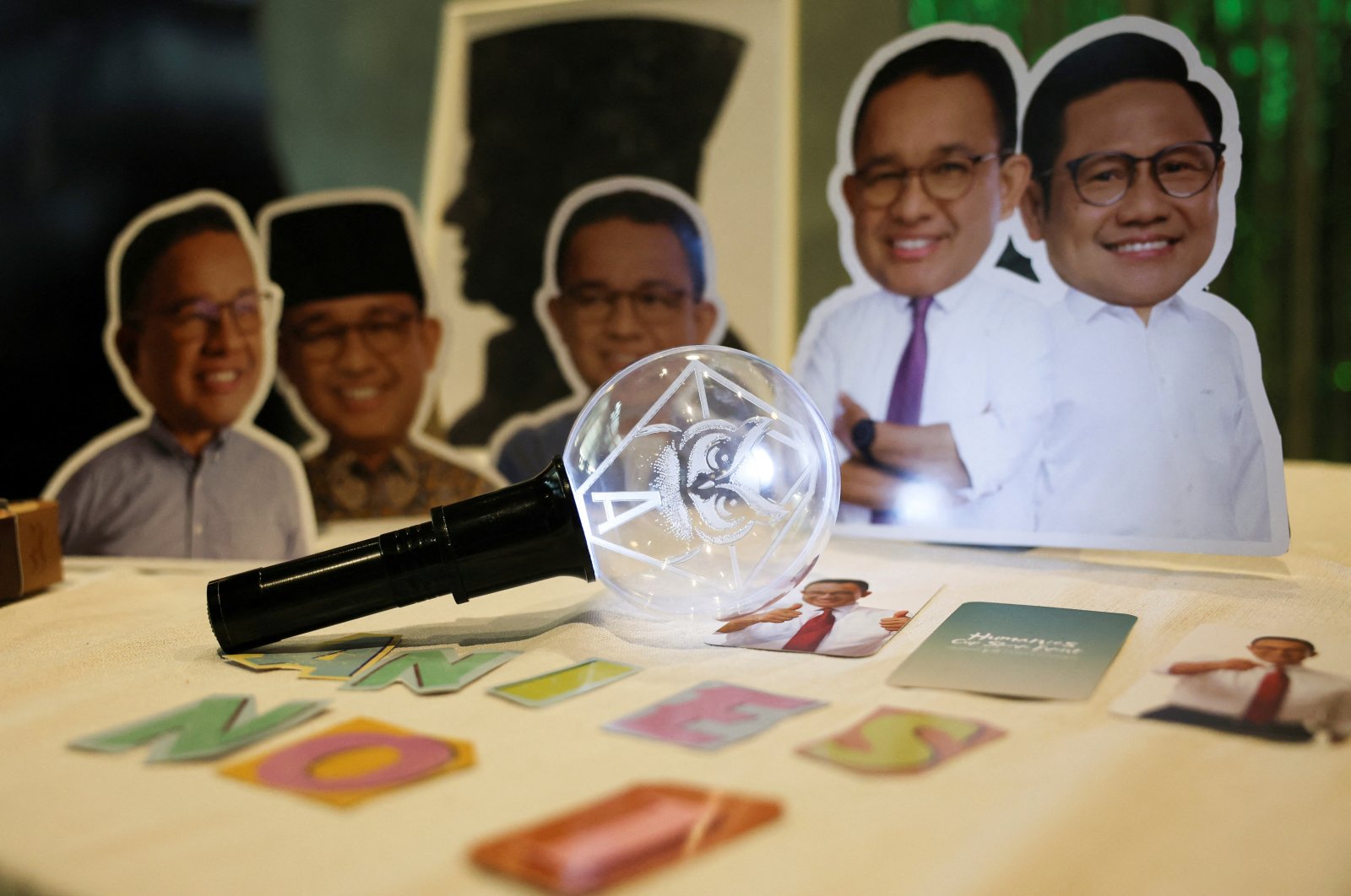 Decorations depicting presidential candidate Anies Baswedan and his running mate Muhaimin Iskandar during the Humanies Cup Sleeve Event at the Kopi Nako cafe, Jakarta, Indonesia, Feb. 4, 2024. (Reuters Photo)
