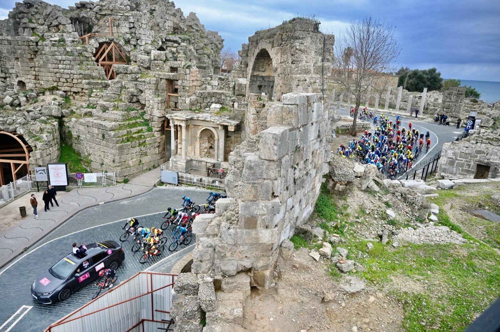 Cyclists compete in the Tour of Antalya, one of the 2.1 category races of the International Cycling Union (UCI), Antalya, Türkiye, Feb. 8, 2024. (AA Photo)