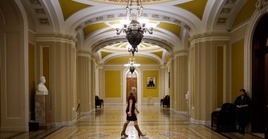 Sen. Kyrsten Sinema heads into the Senate Chamber at the U.S. Capitol, Washington, D.C., U.S., Feb. 12, 2024. (AFP Photo)