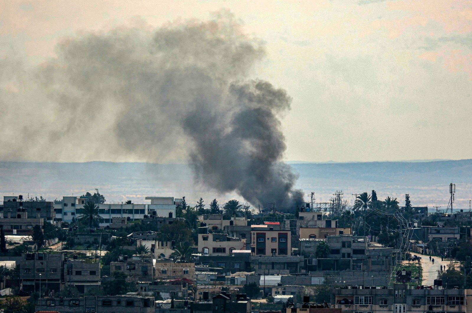 Smoke billows from Israeli bombardments over Rafah, southern Gaza Strip, Palestine, Feb. 13, 2024. (AFP Photo)