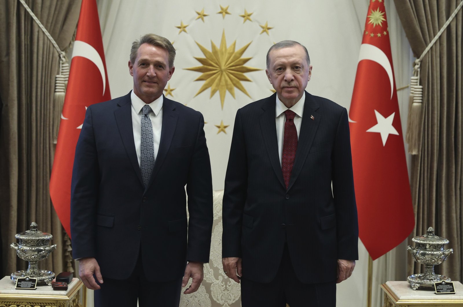 President Recep Tayyip Erdoğan (R) poses for a photo with Ambassador Jeff Flake, Ankara, Türkiye, Jan. 26, 2022. (AP Photo)