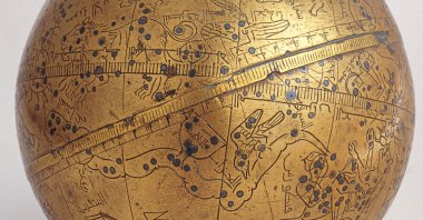 This globe made by Cafer Ibn-i Ömer Ibn Devletşah el-Kırmani between 1383-1384 has a full set of constellation figures with about 1,025 stars indicated by points punched in small silver inserts. (Photo courtesy of Rahmi M. Koç Museum)